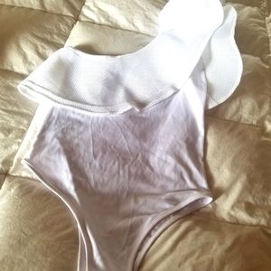 One shoulder bodysuit size L white